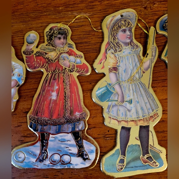 Vintage Victorian Style Paper Ornaments - Picture 6 of 7